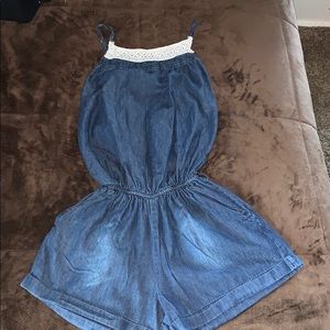 Blue jean romper with white lace knit with pockets